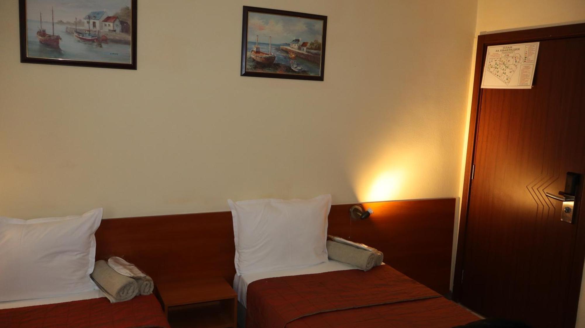 Hotel Palitra Warna Zewnętrze zdjęcie