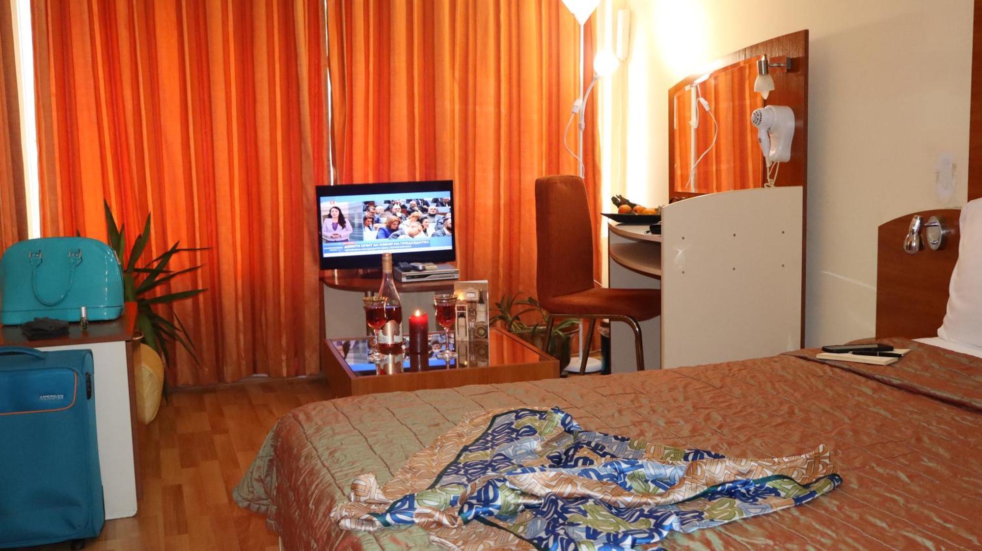 Hotel Palitra Warna Zewnętrze zdjęcie