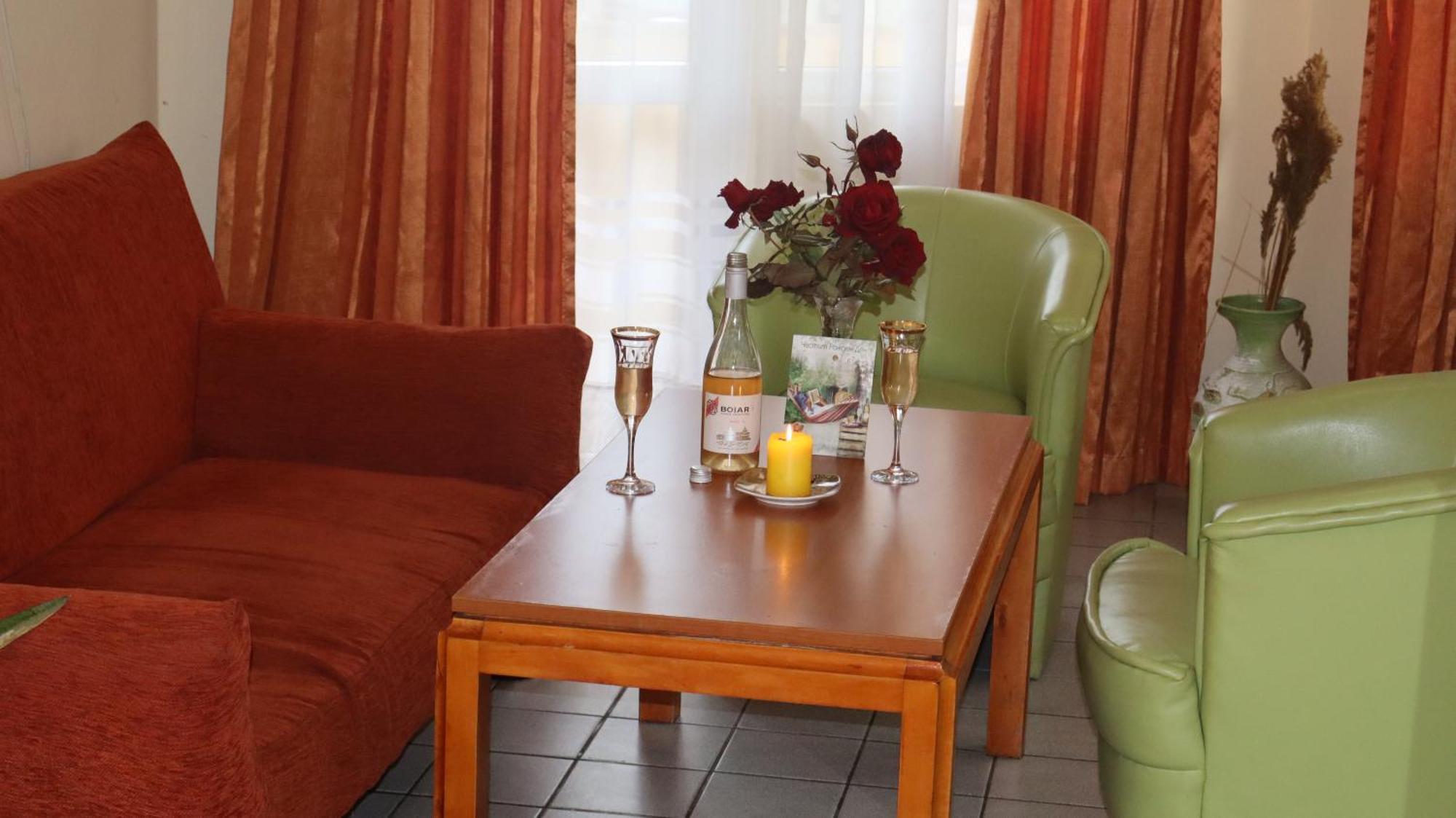 Hotel Palitra Warna Zewnętrze zdjęcie