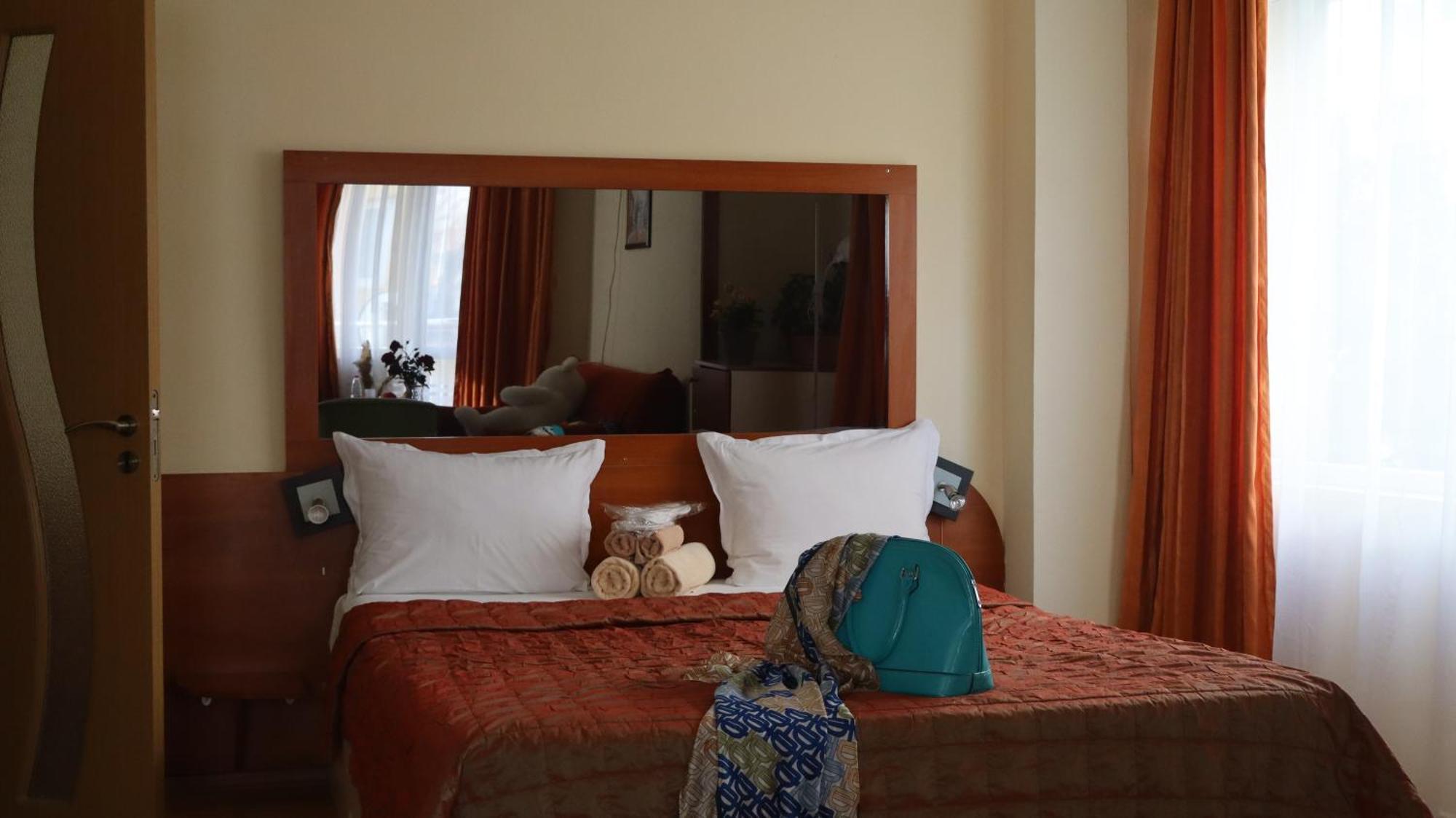 Hotel Palitra Warna Zewnętrze zdjęcie