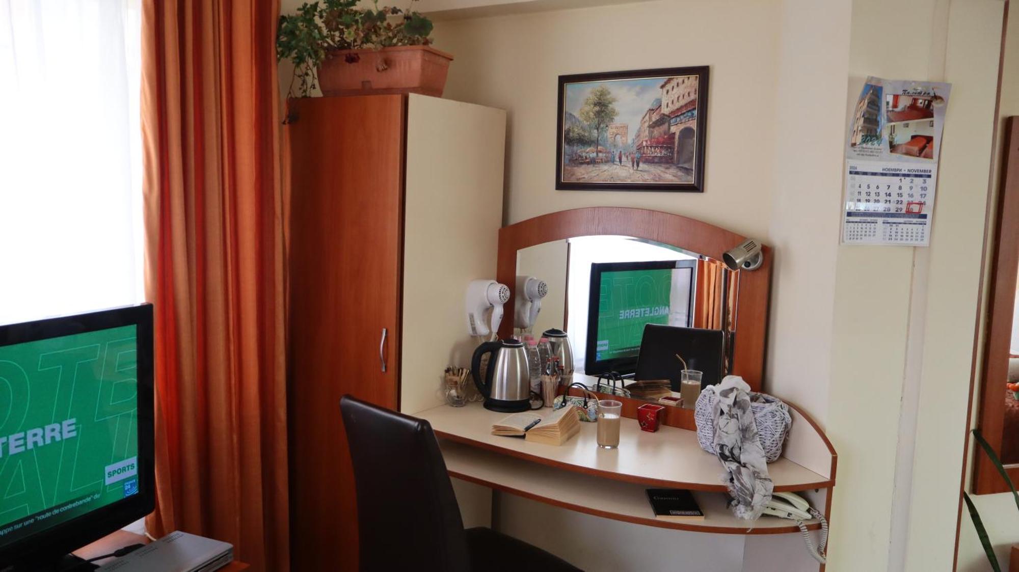 Hotel Palitra Warna Zewnętrze zdjęcie