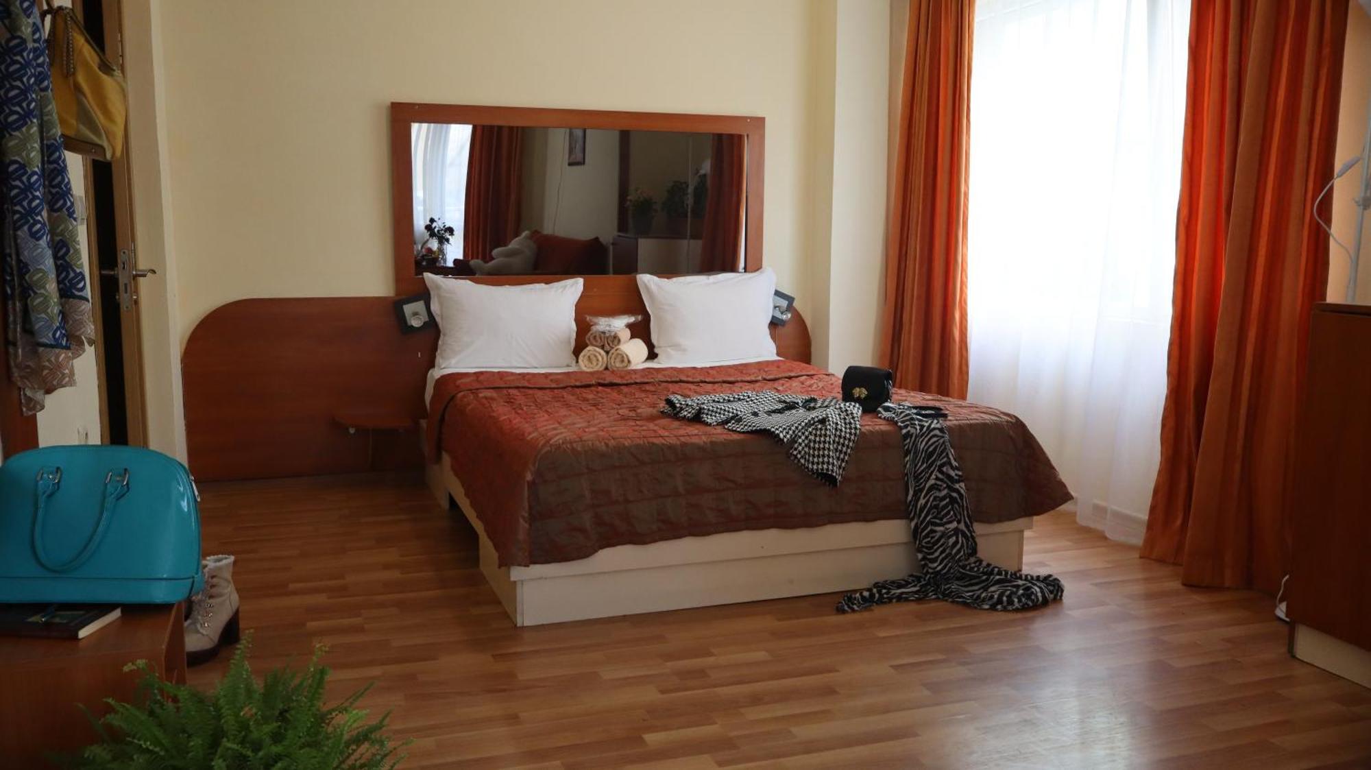 Hotel Palitra Warna Zewnętrze zdjęcie