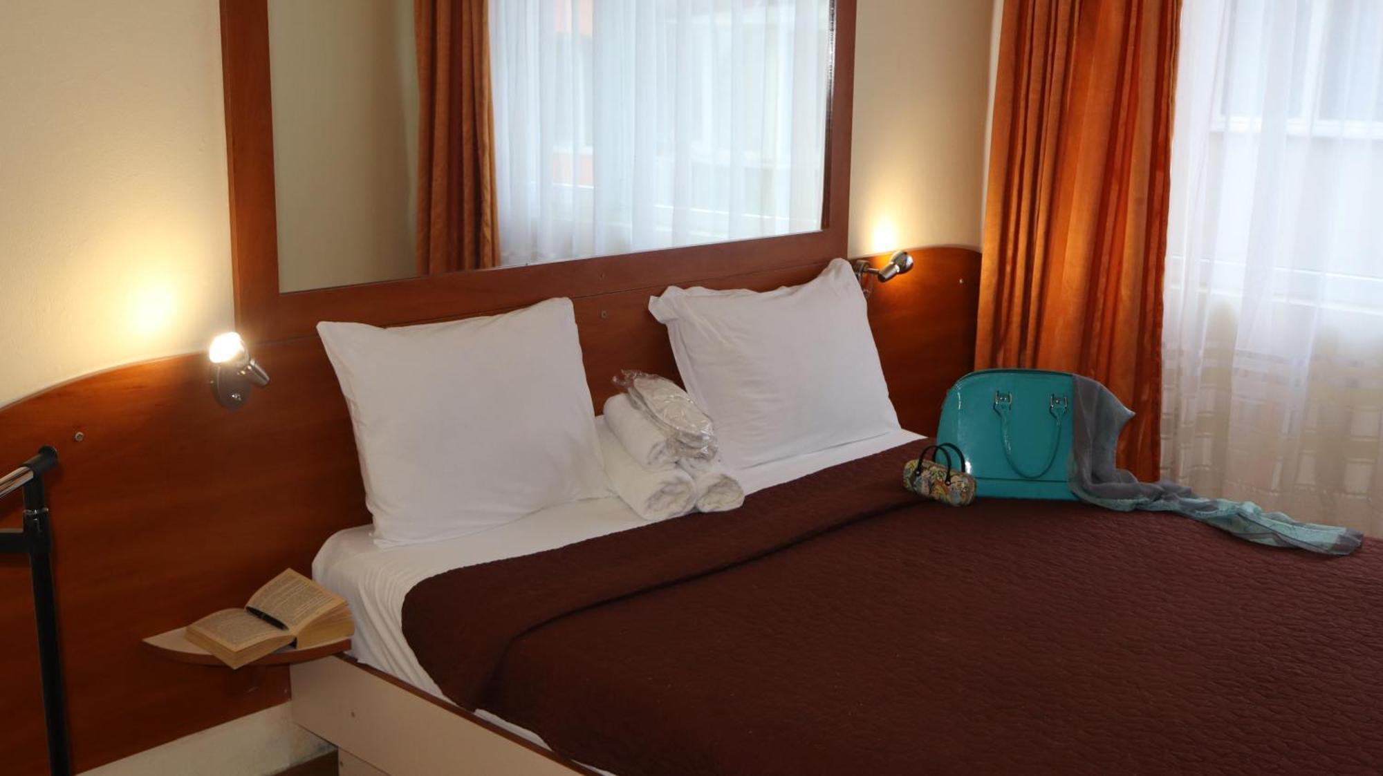 Hotel Palitra Warna Zewnętrze zdjęcie