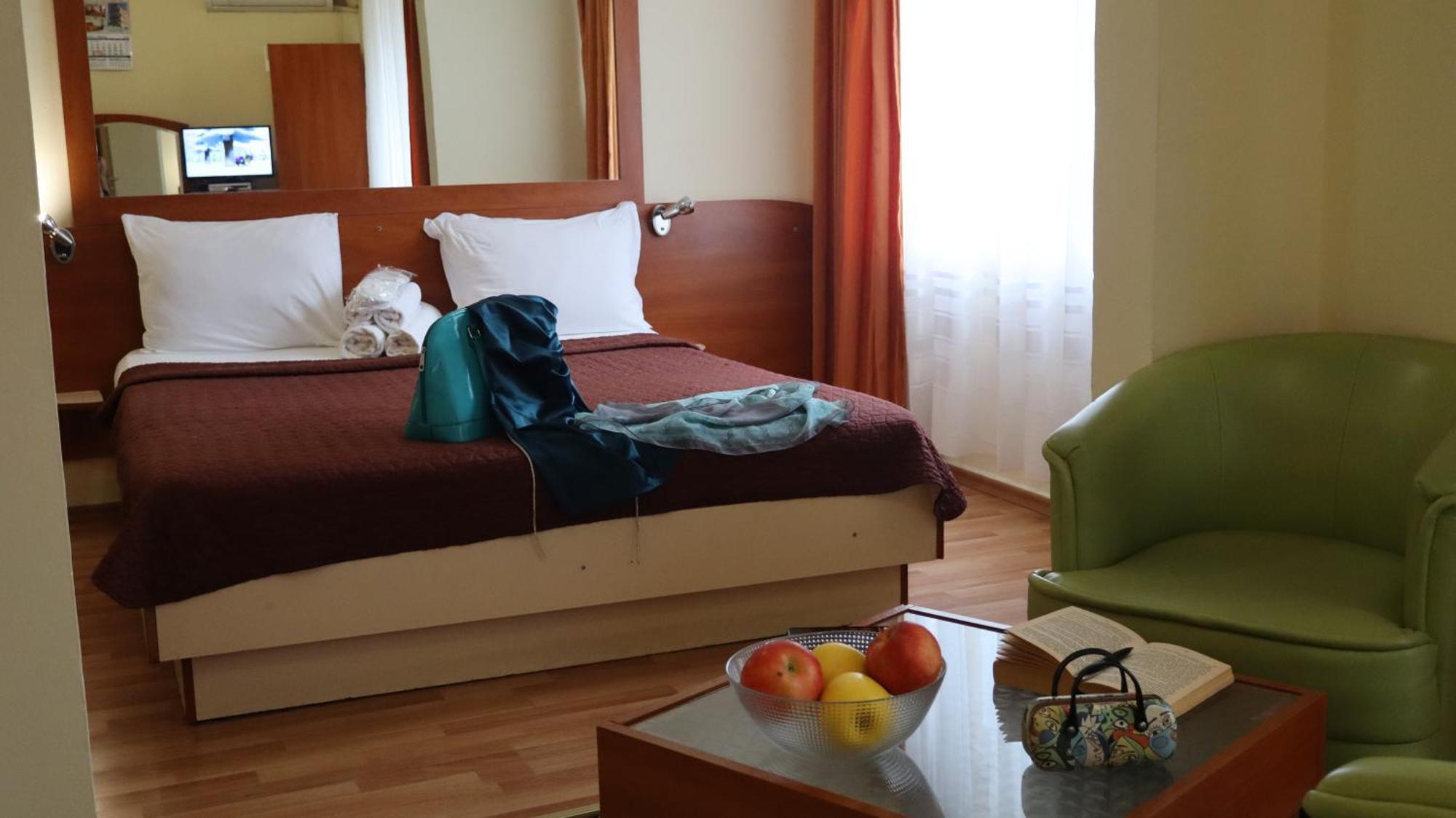Hotel Palitra Warna Zewnętrze zdjęcie