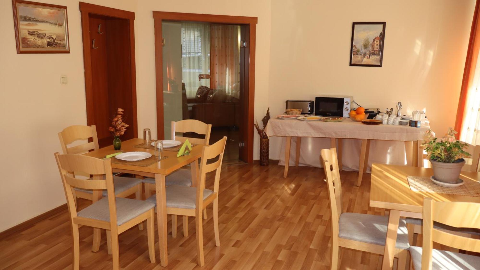 Hotel Palitra Warna Zewnętrze zdjęcie