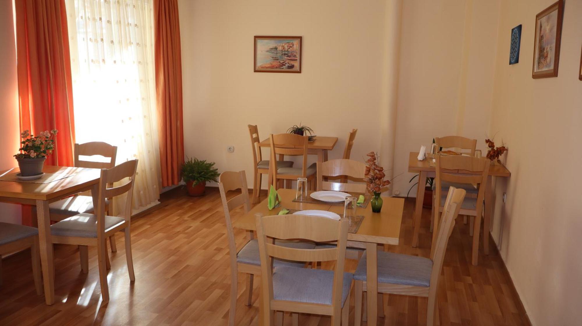 Hotel Palitra Warna Zewnętrze zdjęcie