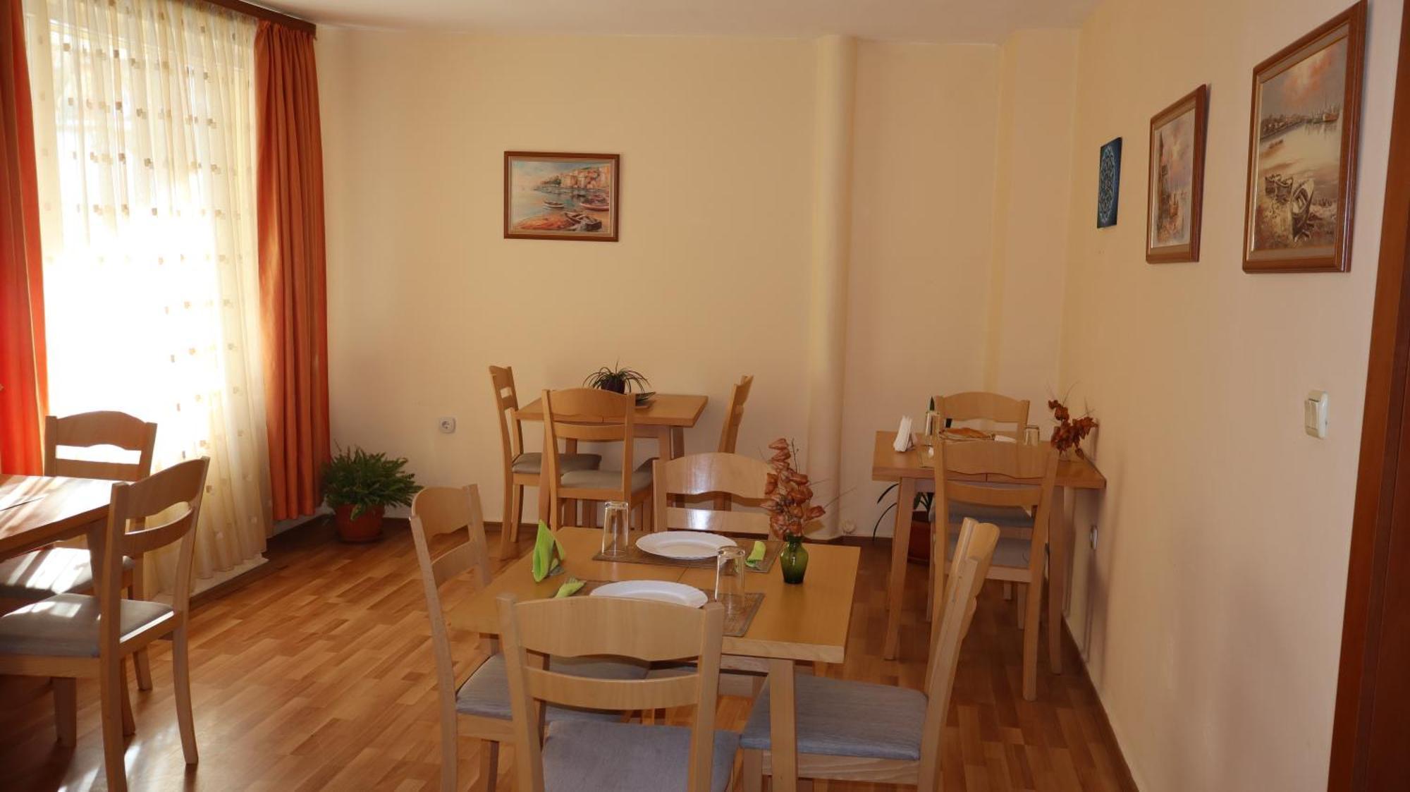 Hotel Palitra Warna Zewnętrze zdjęcie